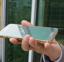 Gold-plated-Samsung-Galaxy-S6--amp-S6-edge7