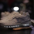 lenovo-smart-shoes-tech-world-2016-9.0