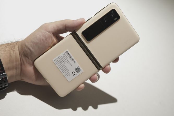 TCL-CES2022-03.jpg