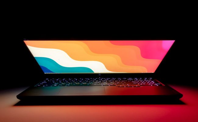 Kalaoma-laptop-04.jpg