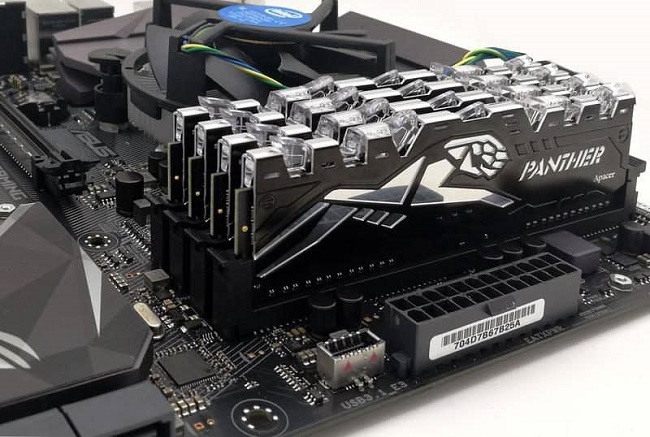 Apacer-PANTHER-DDR4-LED-3-800x538-1.jpg