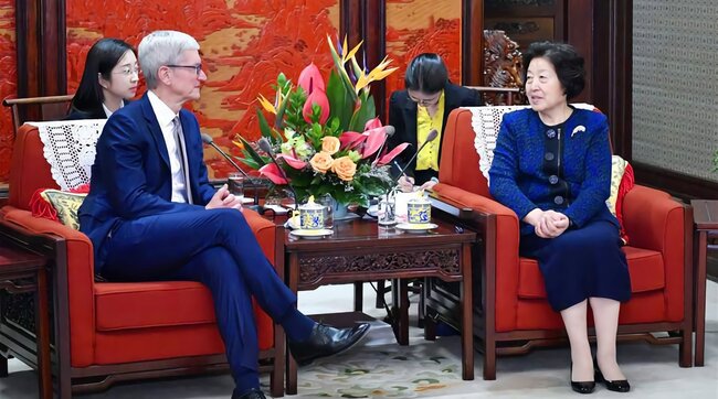 tim-cook-china-xl.jpg