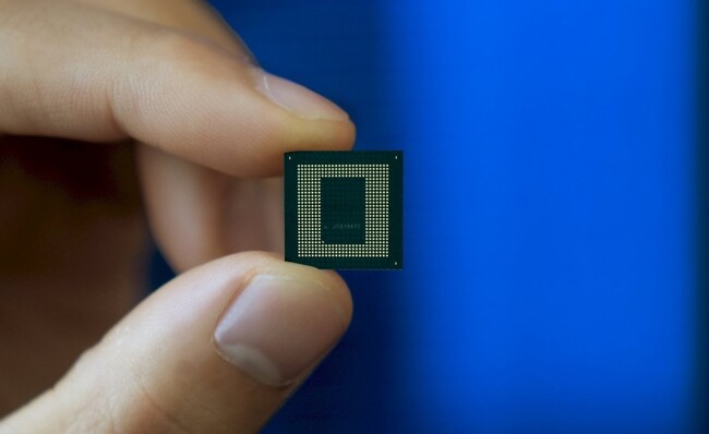 Snapdragon-888-Plus-5G-3.jpg