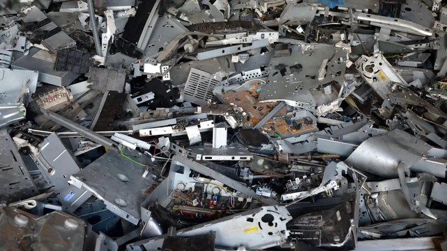 Bitcoin-E-Waste-2.jpg
