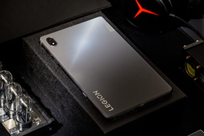 Lenovo-Legion-Y700-2.jpg