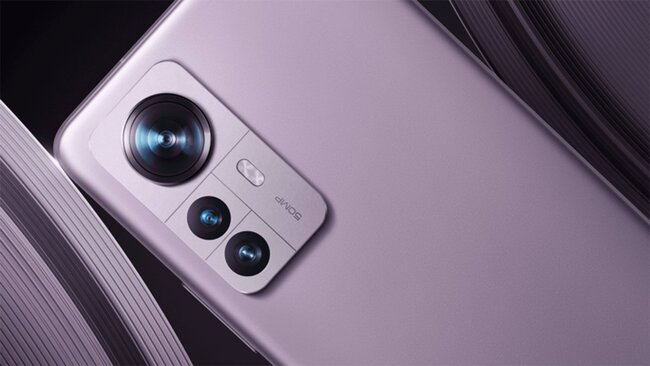 مقایسه S22 Ultra سامسونگ با گوشی های پرچمدار