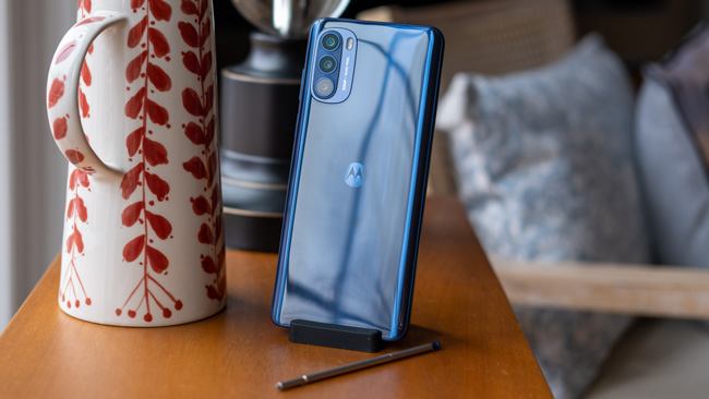 گوشی موتورولا Moto G Stylus 2022 - بهترین دوربین گوشی پایین رده 2022