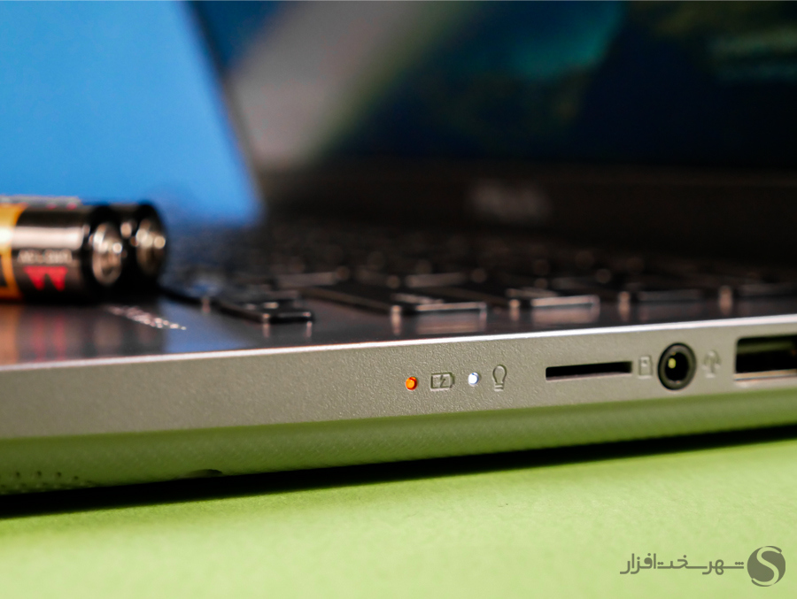 شارژ شدن لپ تاپ Asus VivoBook R427FA