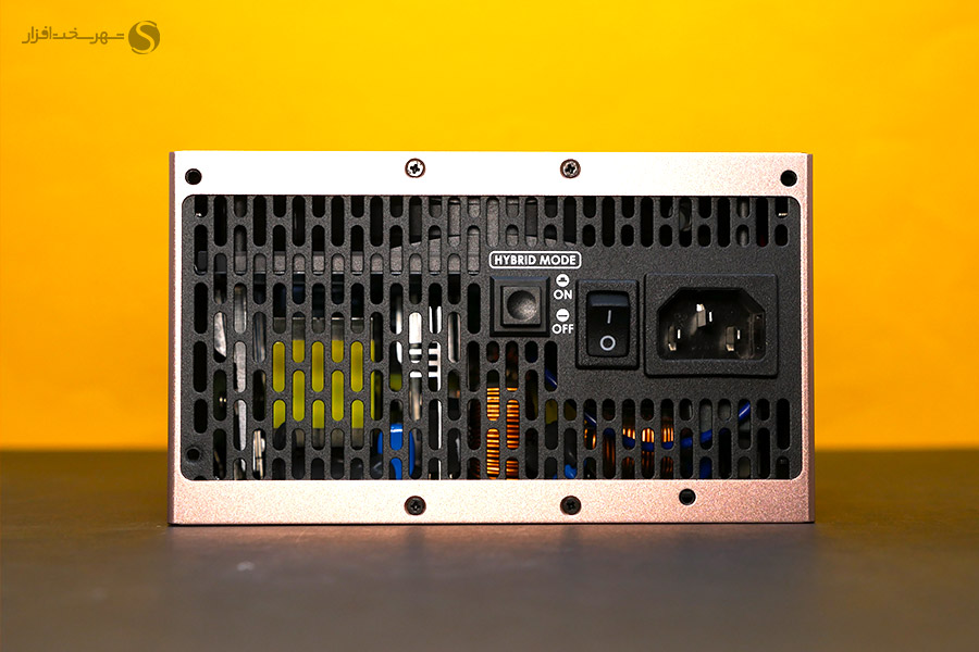 بررسی منبع تغذیه pc