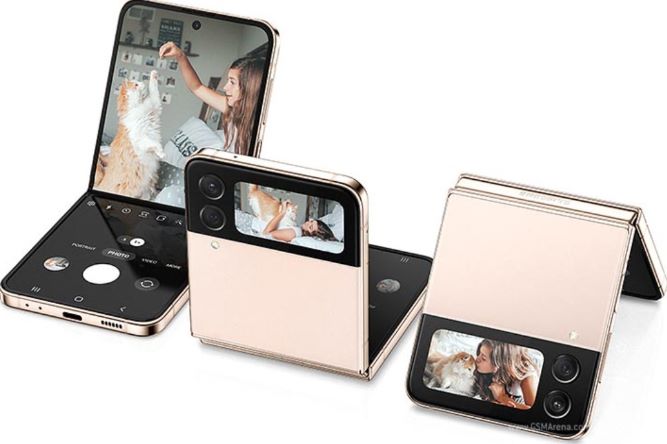 گوشی گلکسی Z Flip 4