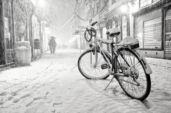 ژست عکاسی در برف مردانه