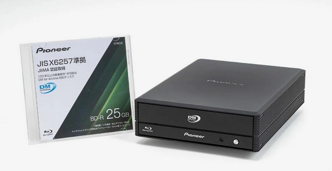 درایو نوری BDR-WX01DM با عمر 100 سال