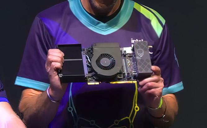 واحد پردازش مینی کامپیوتر nuc 13 extreme