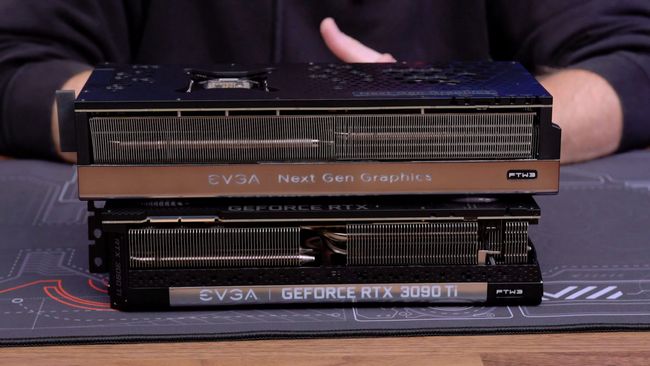 ابعاد RTX 4090 برند EVGA