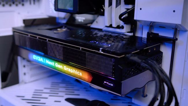 کارت گرافیک RTX 4090 برند EVGA