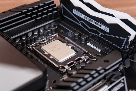 رفع مشکل پردازنده نسل سیزده اینتل در مادربرد Z690