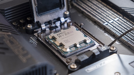 واکنش AMD به عملکرد ضعیف پردازندههای Ryzen 7000