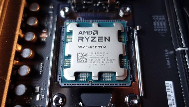 کاهش قیمت پردازندههای AMD