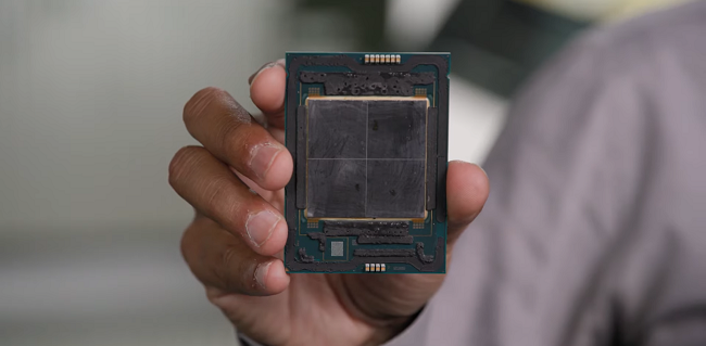 مصرف برق بیش از اندازه پردازنده Xeon W9-3495X اینتل