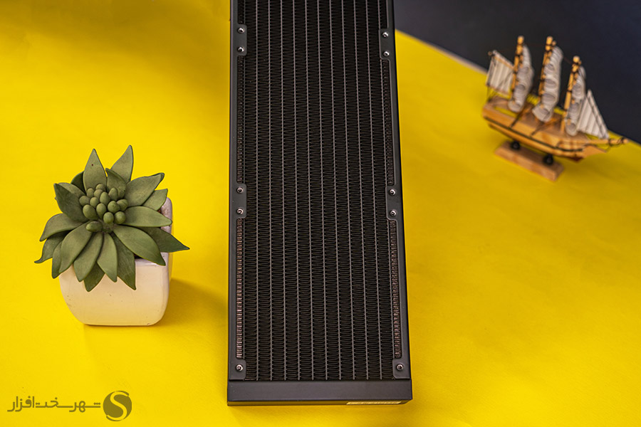 corsair-h150-rgb-radiator-fpi.jpg