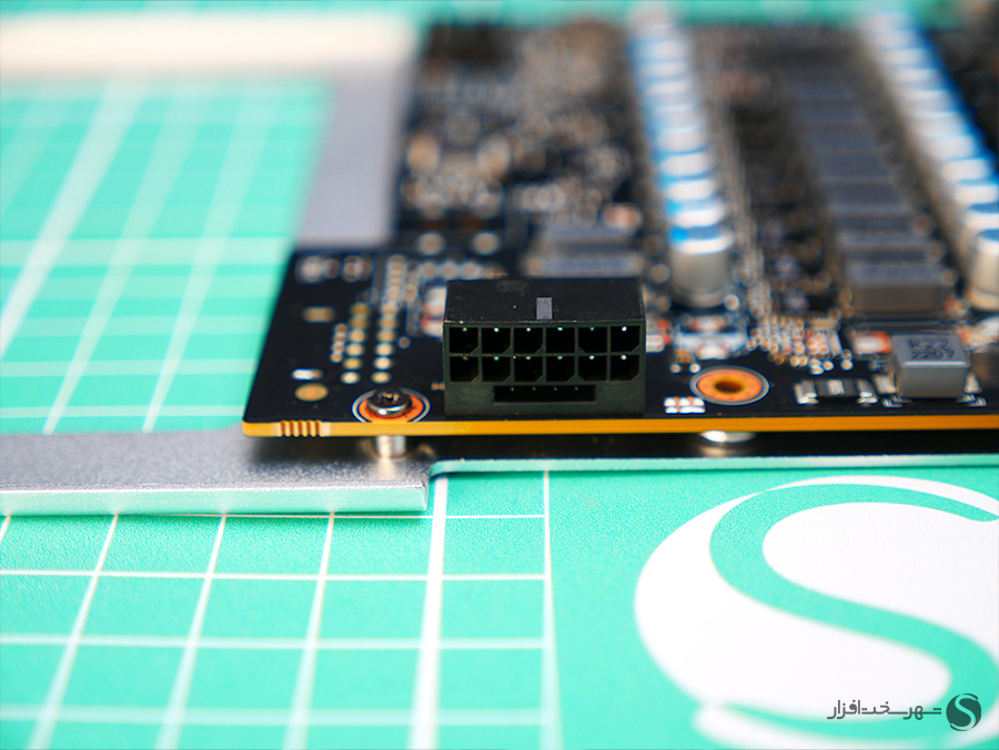 بررسی کارت گرافیک گیگابایت rtx4080 aero power connector