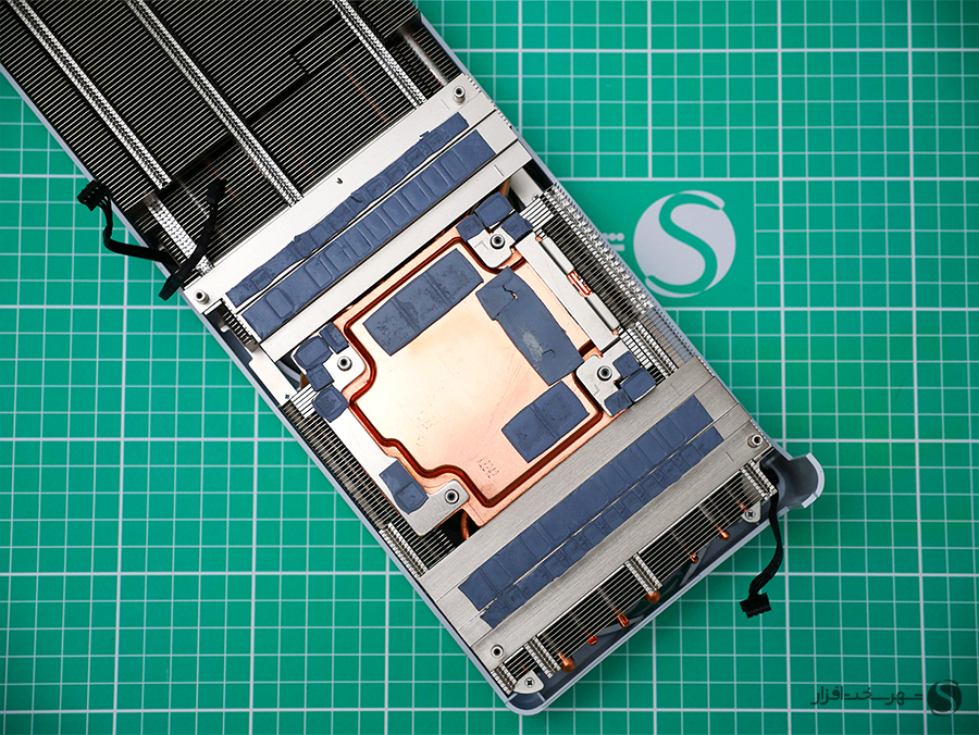 بررسی gigabyte rtx4080 aero vapor chamber