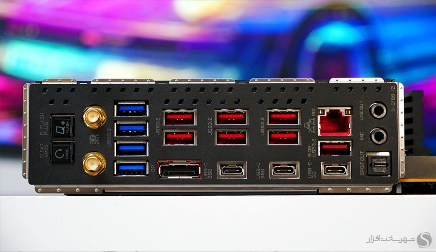 بک پنل مادربرد گیگابایت Z790