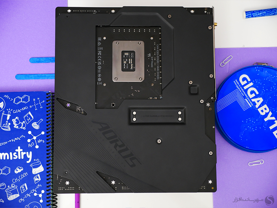 z790-aorus-masterx-look2.jpg