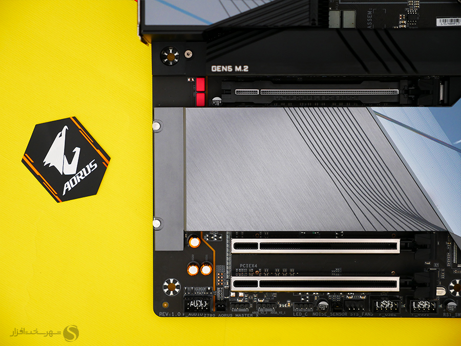 z790-aorus-masterx-pcie.jpg