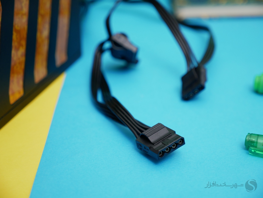 green-gp800a-uk-cable-molex.jpg