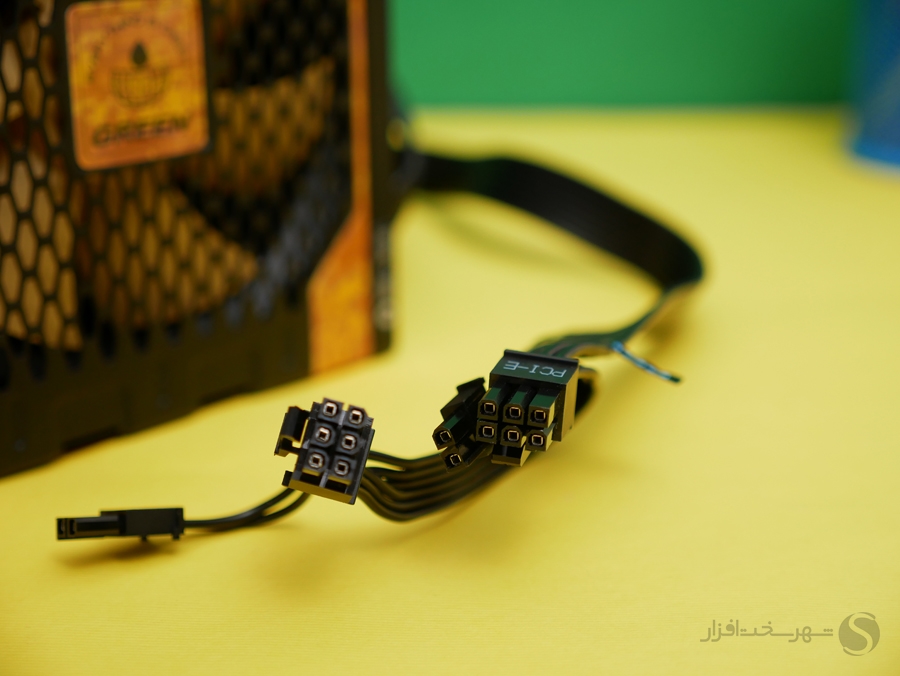 green-gp800a-uk-cable-pcie.jpg