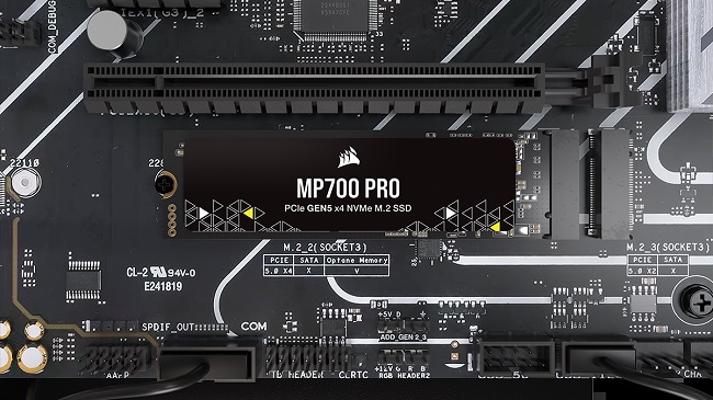 کورسیر MP700 Pro
