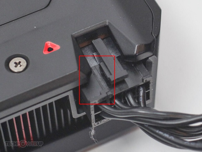 مشکل جا نرفتن کانکتور  Radeon RX 7600