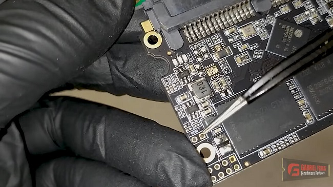 اورکلاک SSD