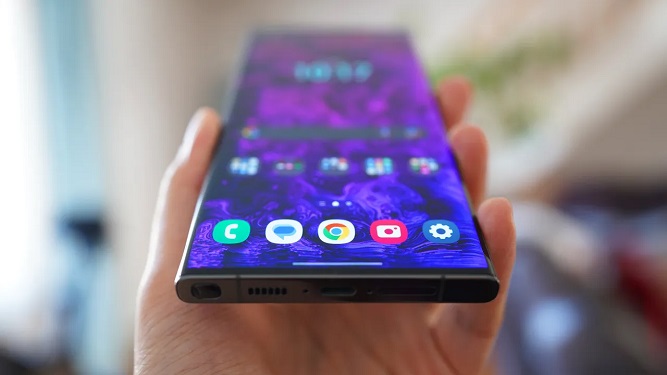عملکرد نادرست قابلیت Screen Burn-in Protection در بروزرسانی اندروید 14 سامسونگ
