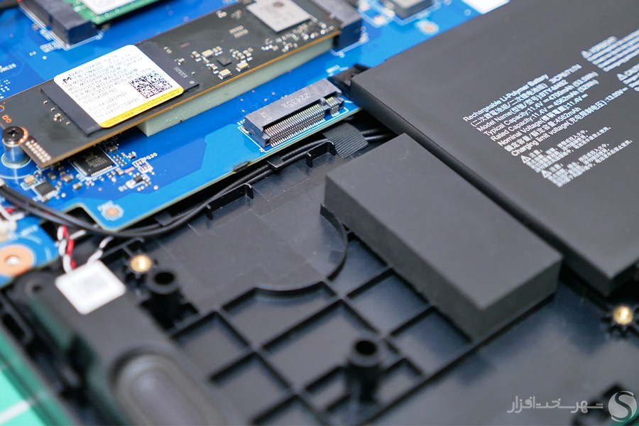 MSI-Katana-15-b13vfk-08.JPG