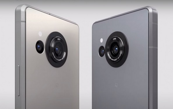 دوربین گوشیهای سری شارپ Aquos R8