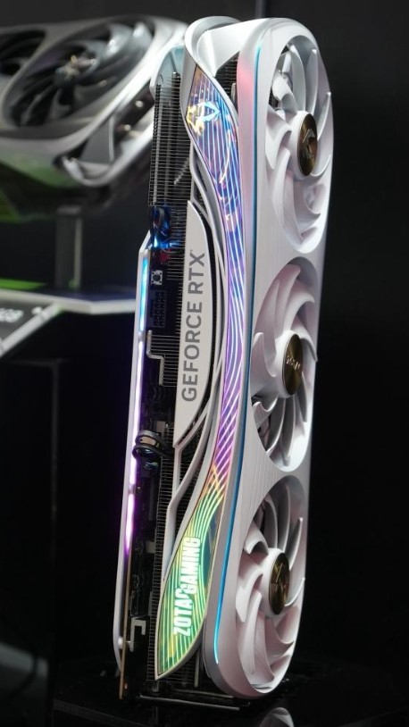 کارت گرافیک RTX 4090 Amp Extreme Airo