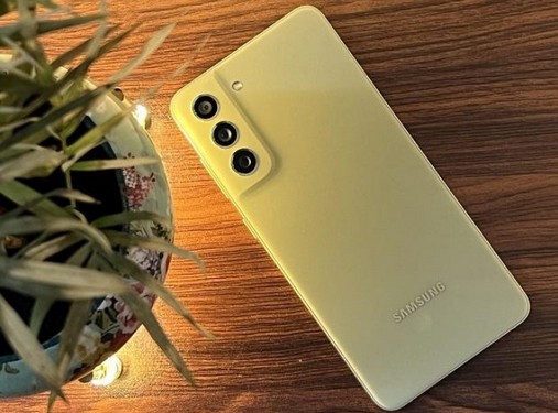 مشخصات گوشی گلکسی S22 FE سامسونگ