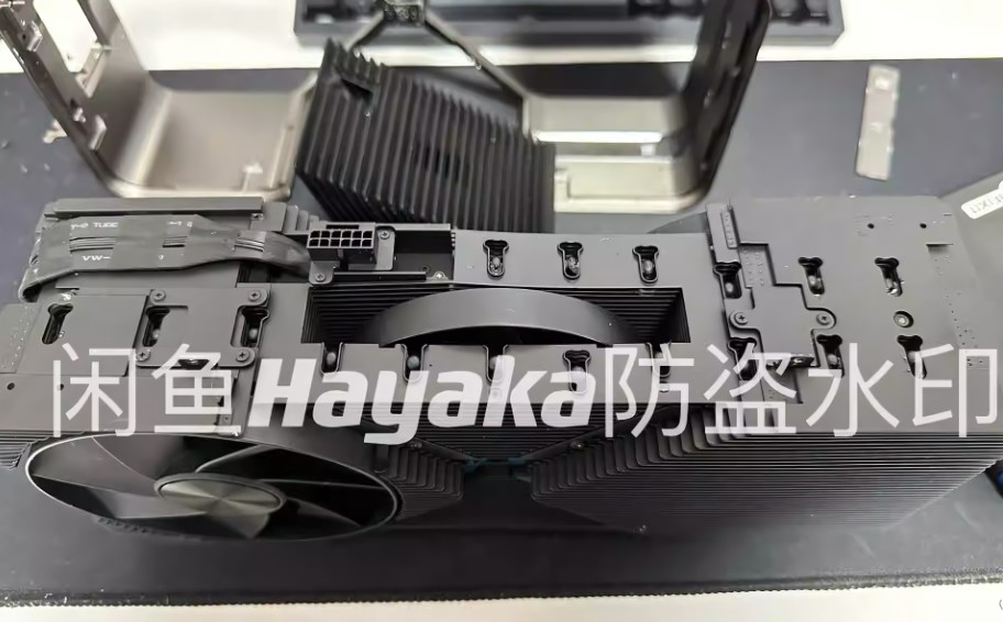 خنک کننده کارت گرافیک RTX 40 با فن دوم
