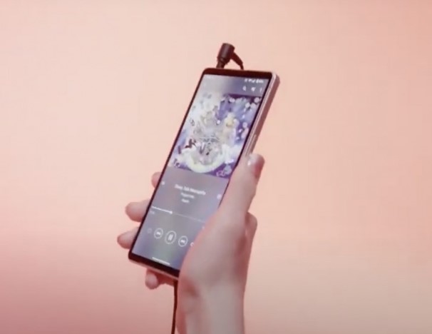 مشخصات گوشی Xperia 5 V سونی