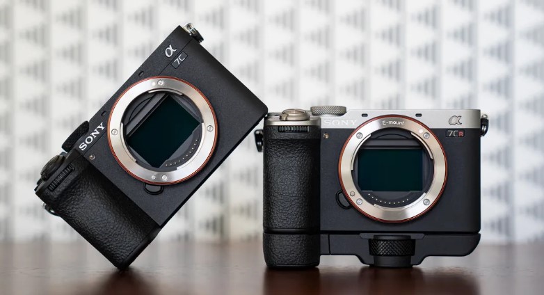 معرفی دو دوربین  Sony A7C II و Sony A7C R