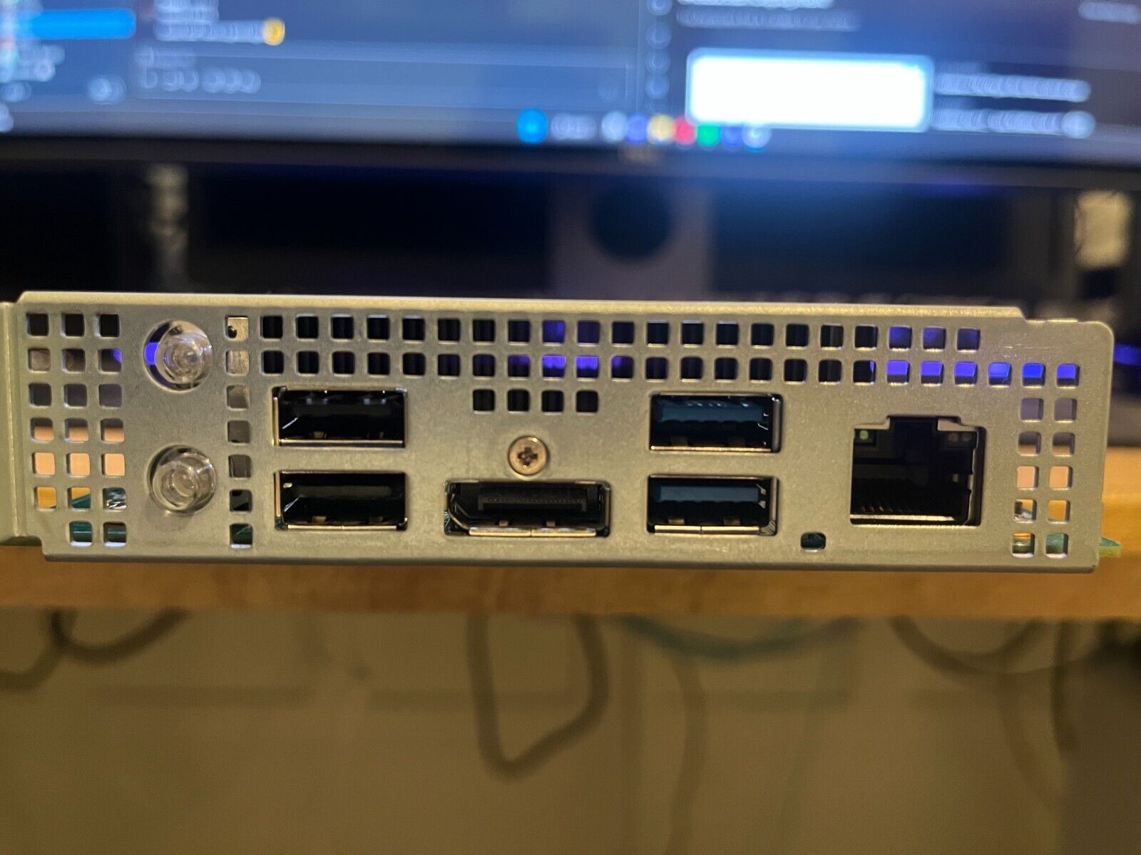 کارت ماینینگ BC 250 شرکت AMD
