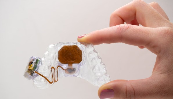 مشخصات و آزمایش ماوس MouthPad