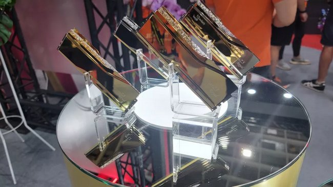 ماژول‌های حافظه رم Trident Z5 Royal Elite 