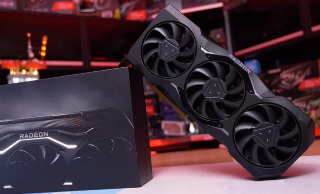 کارت گرافیک RX 7900 AMD