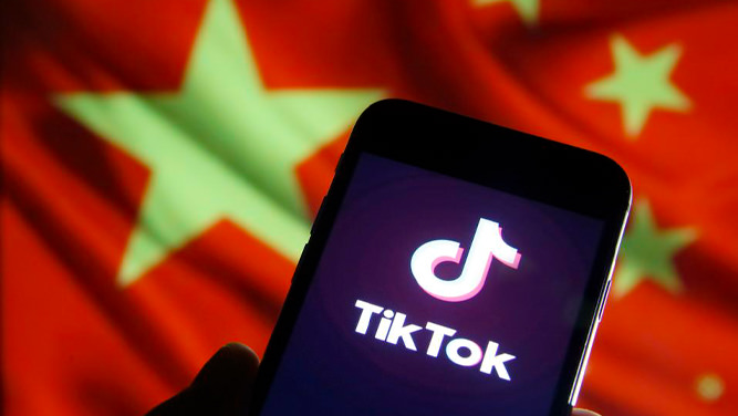 جاسوسی از کاربران با استفاده از اپلیکیشن تیک تاک