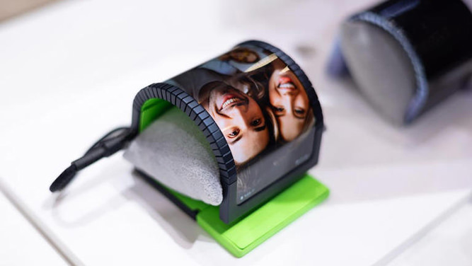 گوشی مفهومی سامسونگ Cling Band