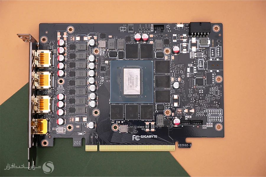 Gigabyte-RTX4070Ti-Super-x900-03.webp