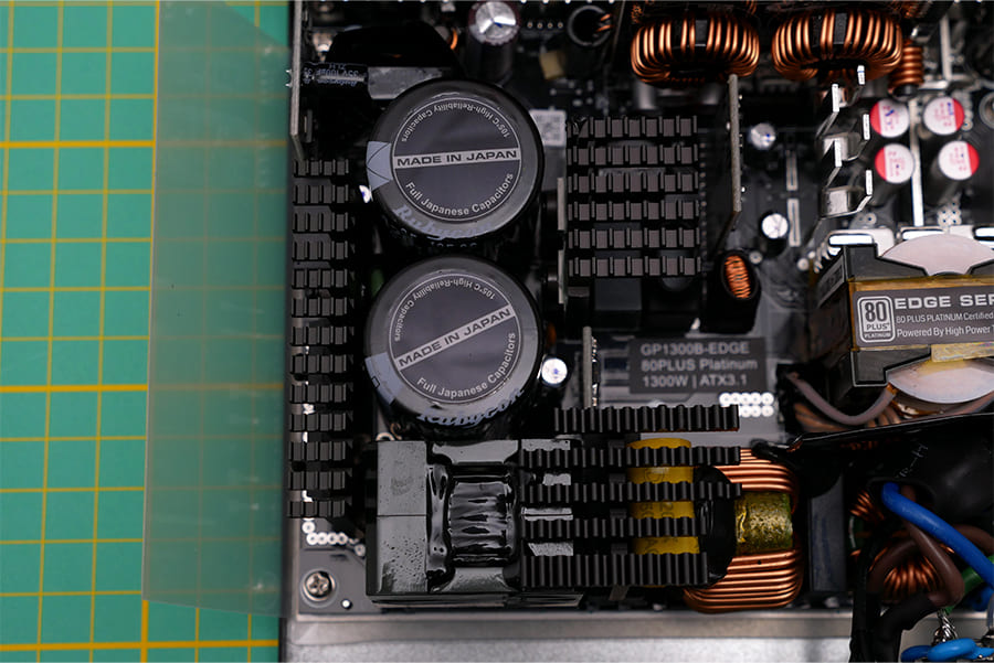 Green-Edge-1300W-PSU-x900-22.jpg
